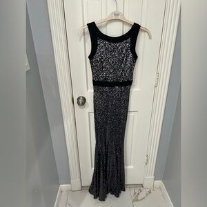 Badgley Mischka Black and Silver Sequin Maxi Dress